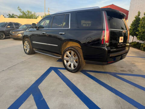 2015 Cadillac Escalade Luxury
