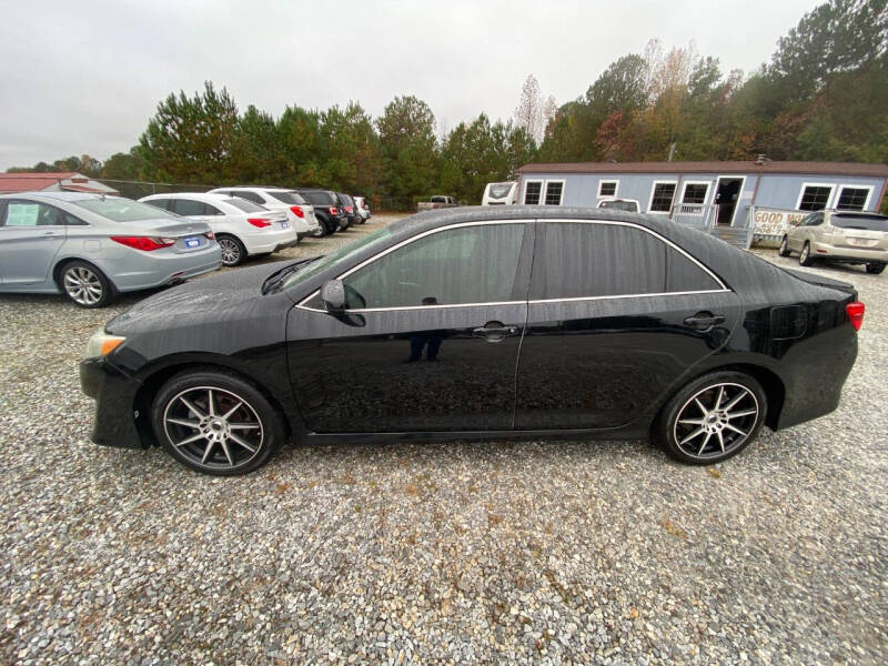 2013 Toyota Camry XLE photo 2