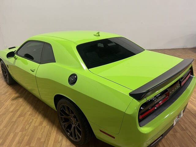 2015 Dodge Challenger SRT Hellcat