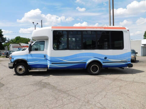 2012 Ford E-450
