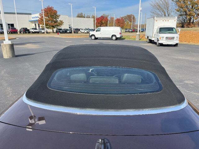 2016 Buick Cascada 40