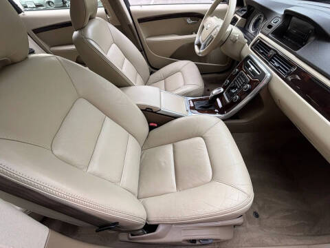 2013 Volvo XC70
