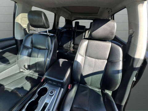 2017 Nissan Pathfinder SL