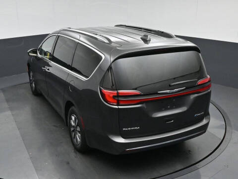 2021 Chrysler Pacifica Hybrid Touring L