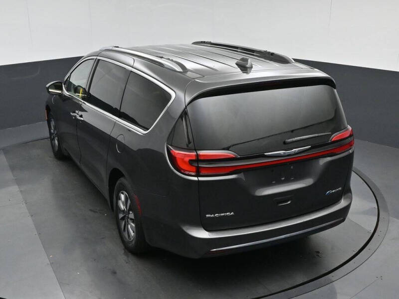 2021 Chrysler Pacifica Hybrid Touring L
