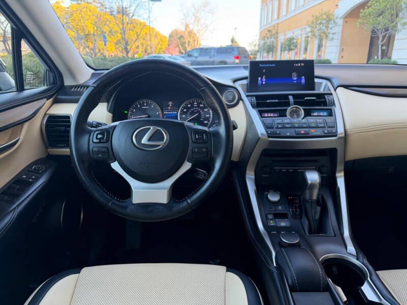 2017 Lexus NX 200t