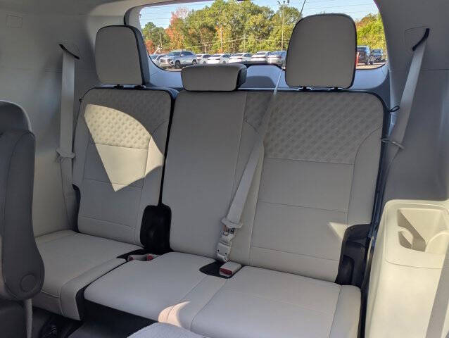 2024 GMC Acadia Denali