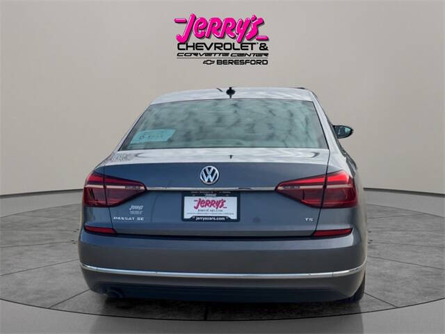 2017 Volkswagen Passat 1.8T SE