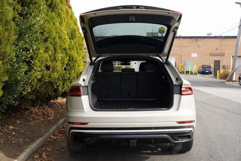 2021 Audi Q8 quattro Premium Plus 55 TFSI