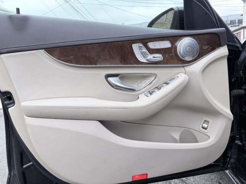 2015 Mercedes-Benz C-Class C 300 4MATIC