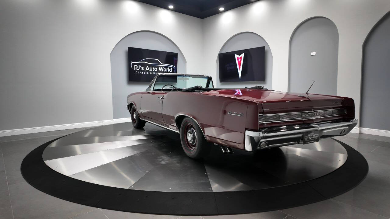 1964 Pontiac GTO 3