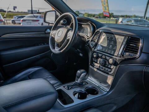 2020 Jeep Grand Cherokee
