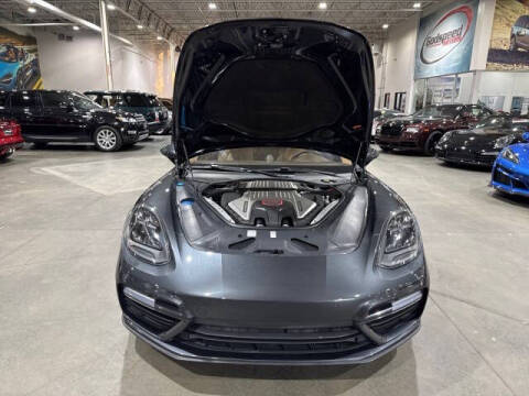 2017 Porsche Panamera Turbo