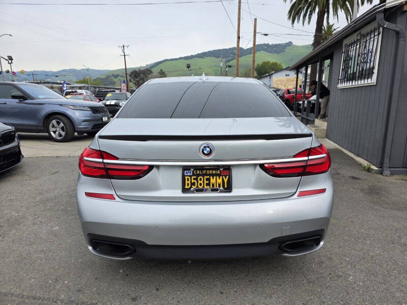 2016 BMW 7 Series 740i