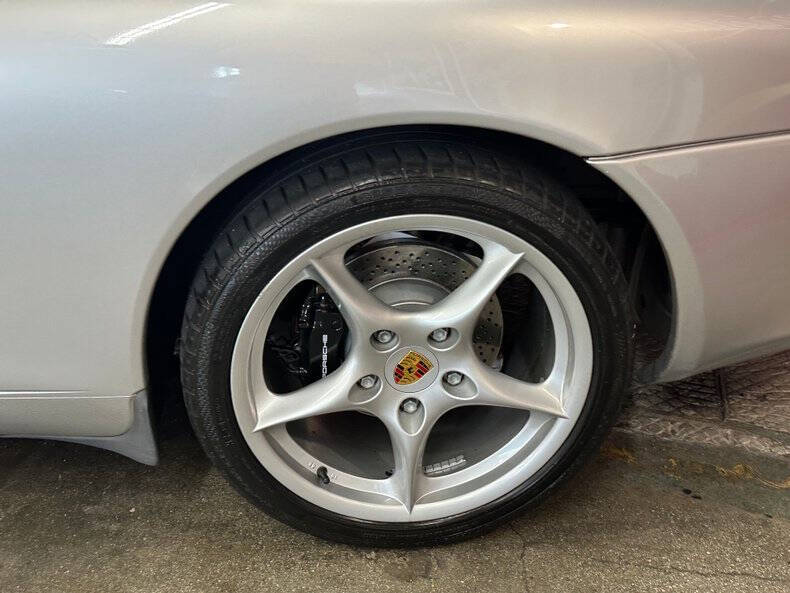 2002 Porsche 911