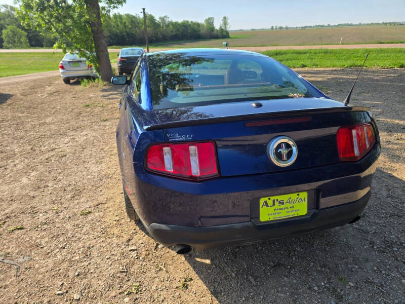 2011 Ford Mustang V6 Premium