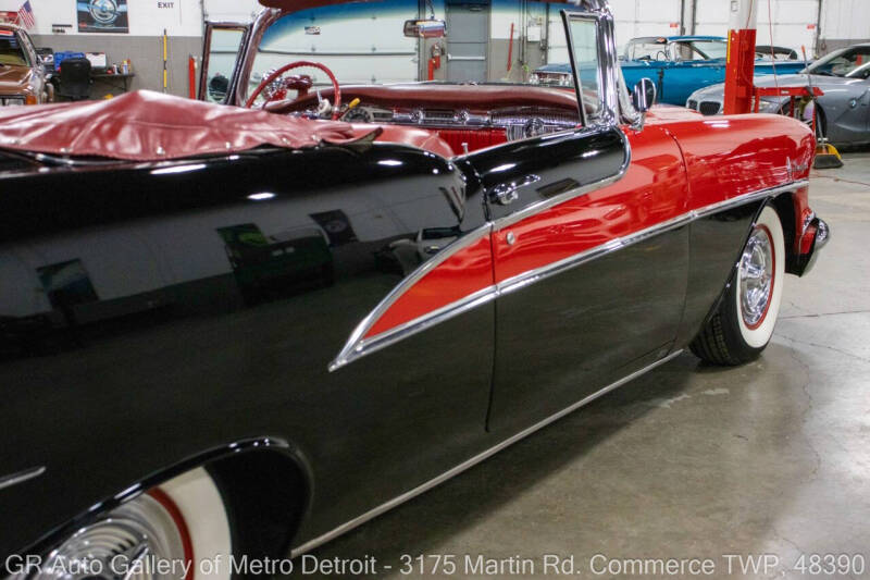 1955 Oldsmobile 98 Starfire
