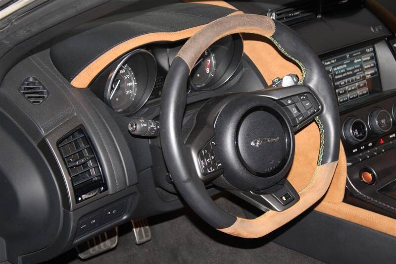 2016 Jaguar F-TYPE R