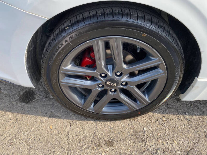 2020 Kia Forte GT Line