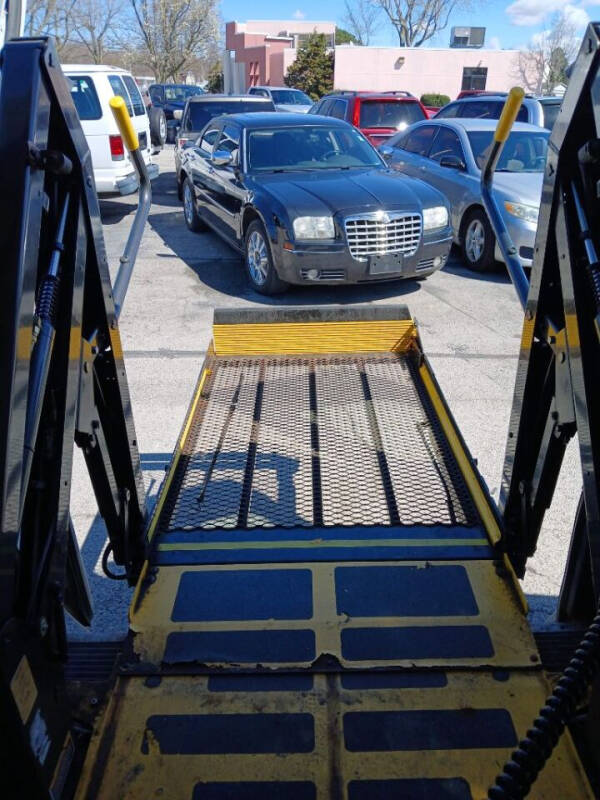 2006 Ford E-Series E-250