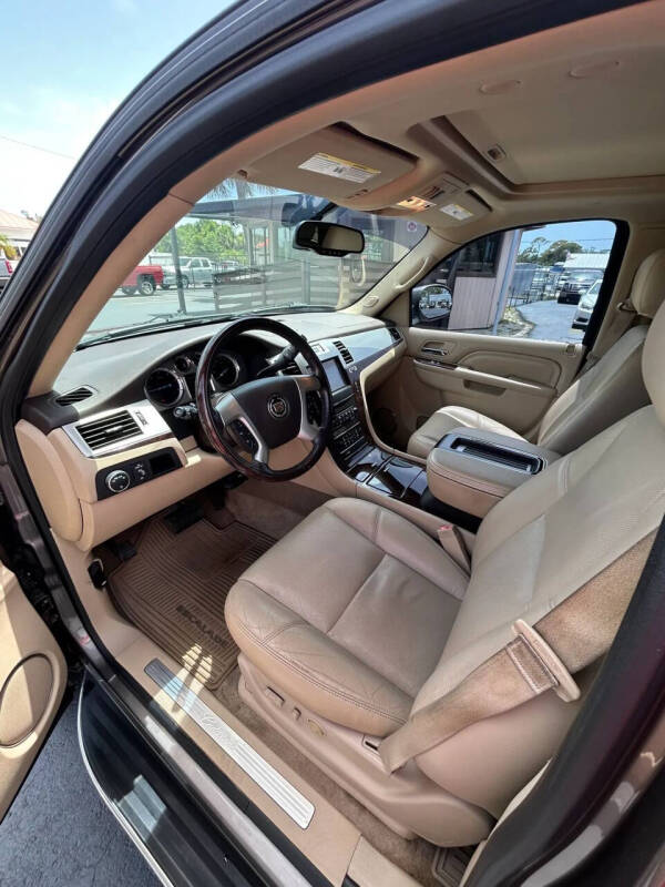 2013 Cadillac Escalade ESV Luxury
