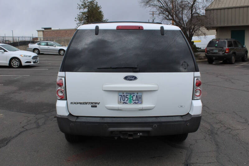 2004 Ford Expedition XLT