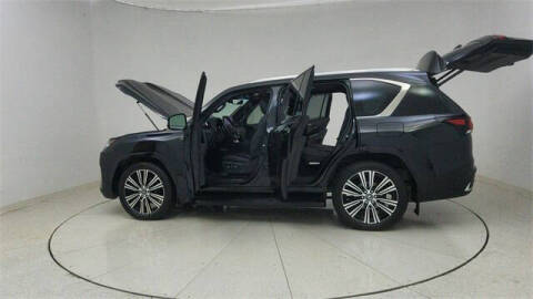 2024 Lexus LX 600 Luxury