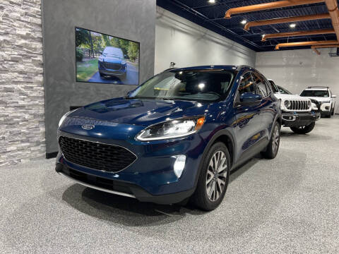 2020 Ford Escape Hybrid for sale at Heritage MOTORS OF TROY in Troy MI