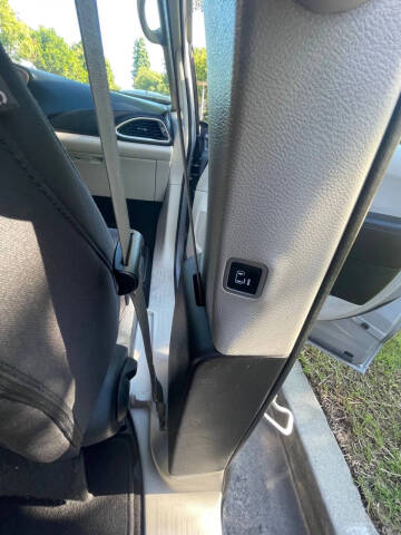 2017 Chrysler Pacifica Touring