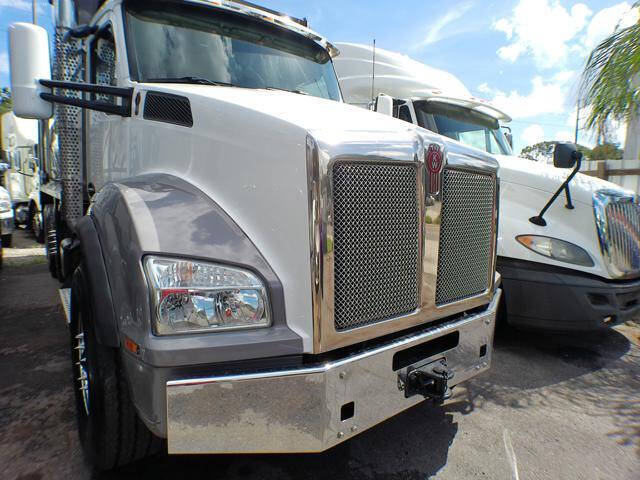 2019 Kenworth T880
