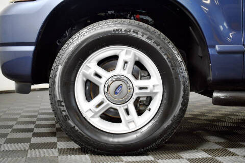 2004 Ford Explorer XLT