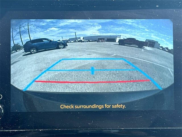 2025 Toyota Corolla Hatchback SE