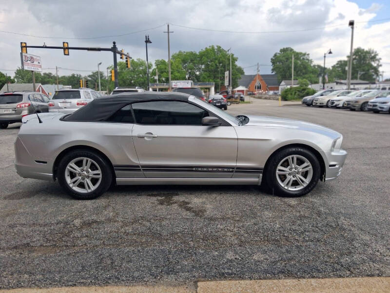 2013 Ford Mustang V6