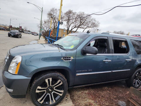 2010 Cadillac Escalade ESV for sale at ROCKET AUTO SALES in Chicago IL