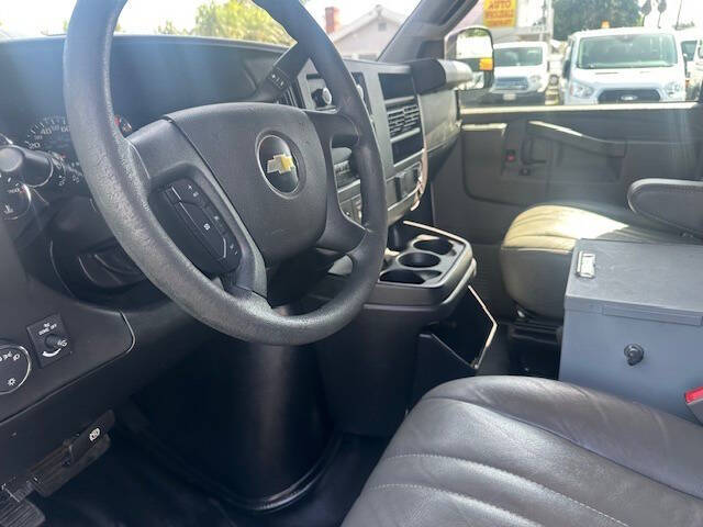 2018 Chevrolet Express 2500