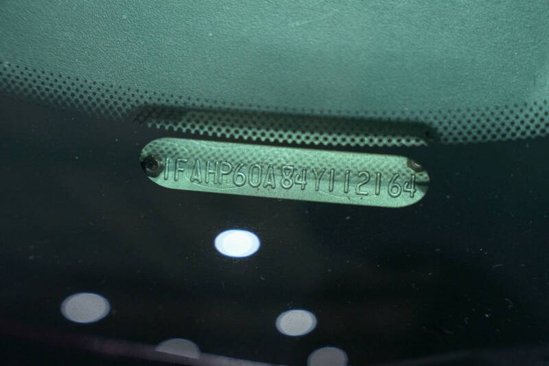 2004 Ford Thunderbird Deluxe