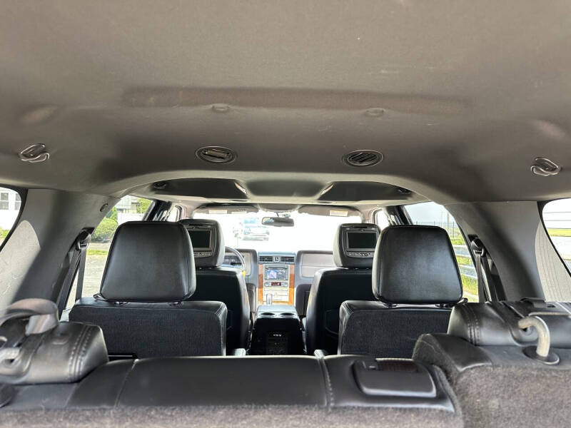 2014 Lincoln Navigator L