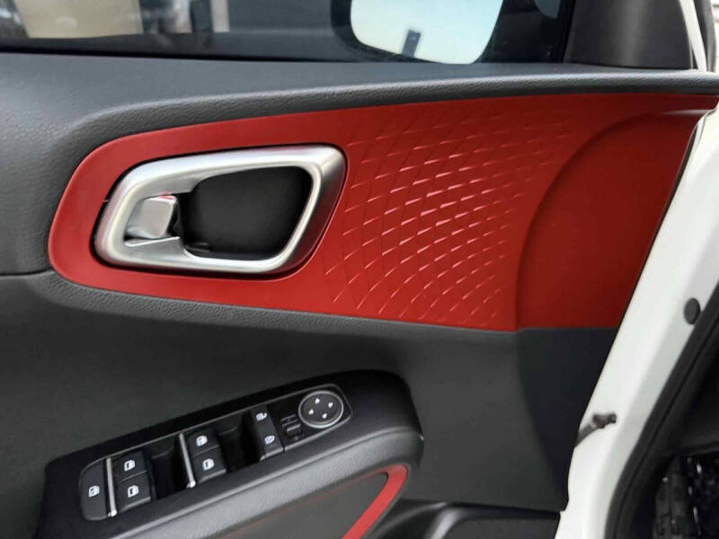 2023 Kia Soul GT-Line