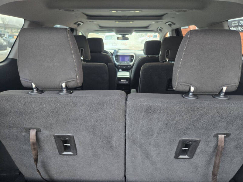 2019 GMC Acadia SLE-2