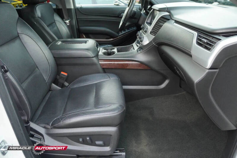 2017 GMC Yukon XL SLT