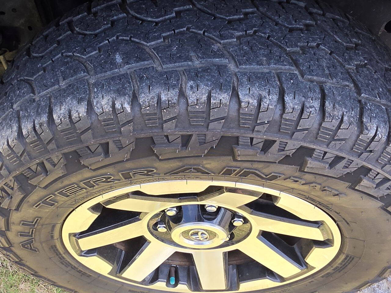 Black 2003 Toyota 4Runner SR5 SR5 4dr SUV w/V6 8