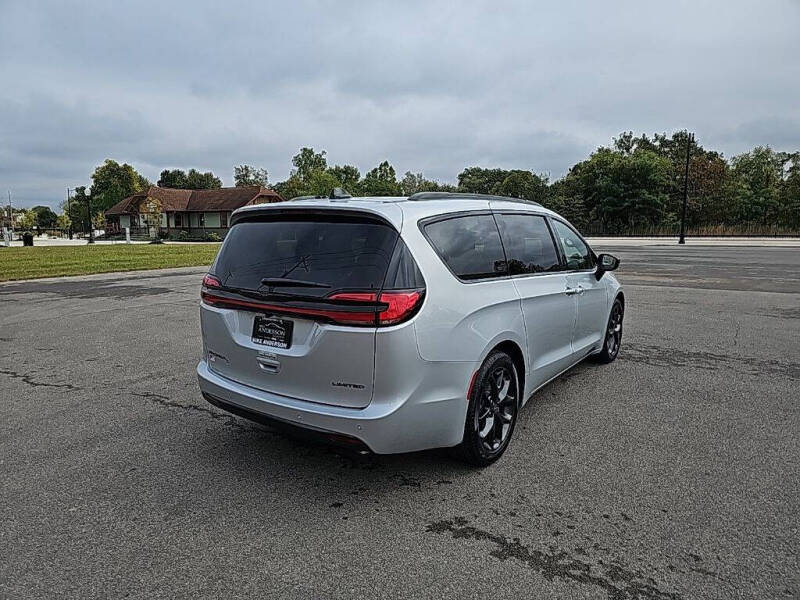 2026 Chrysler Pacifica Limited