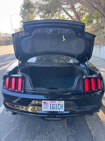 2016 Ford Mustang V6