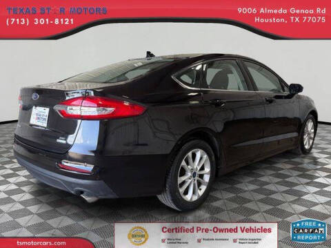 2020 Ford Fusion SE