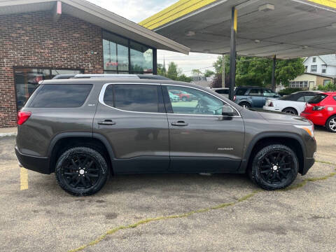 2019 GMC Acadia SLT-1