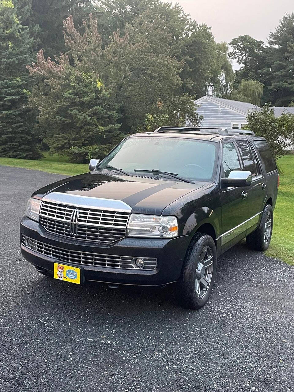 2010 Lincoln Navigator for sale at Town Auto Inc in Clifton Park, NY