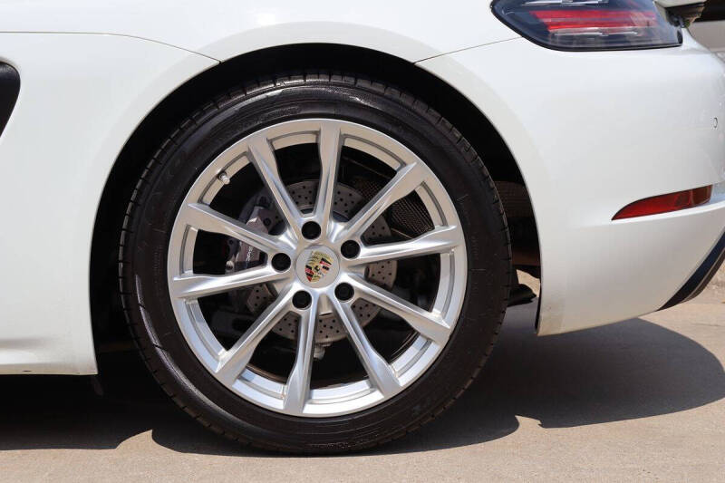 2019 Porsche 718 Cayman