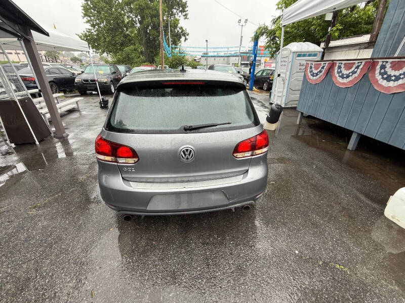2011 Volkswagen GTI