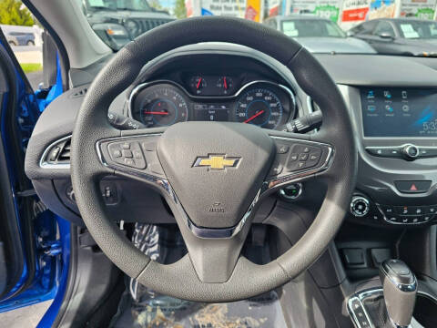 2017 Chevrolet Cruze LT Auto