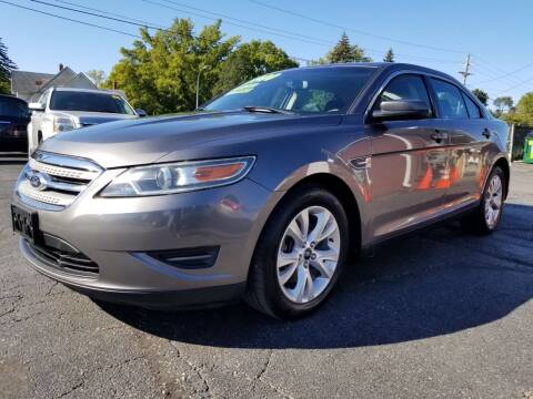 2012 Ford Taurus for sale at DALE'S AUTO INC in Mount Clemens MI